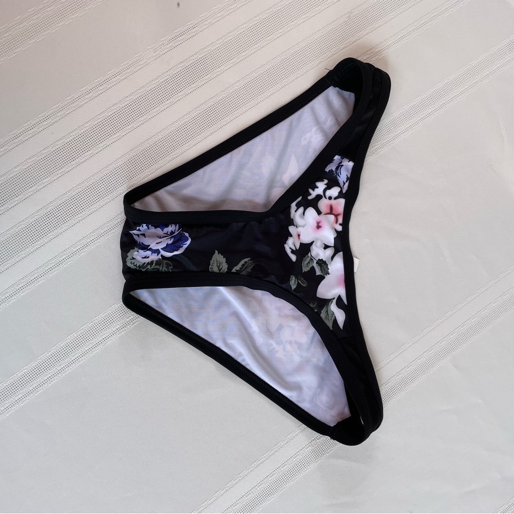 Poo chai floral bikini bottom